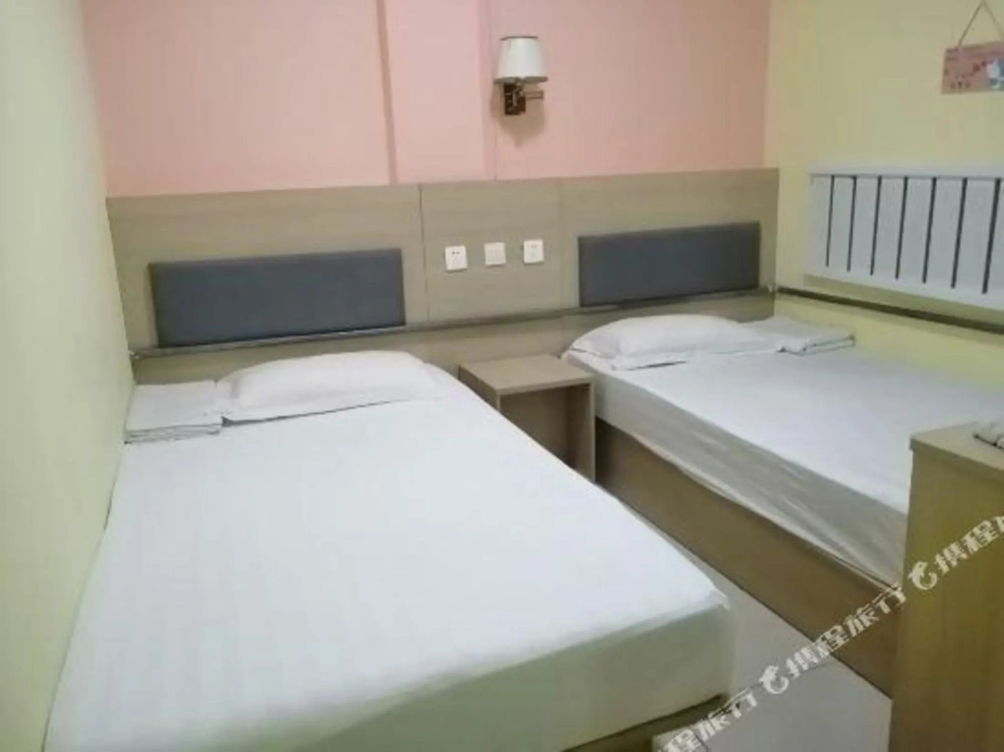 Pod Inn Chain Hotel (Jinan Qilu Hospital Quancheng Plaza)