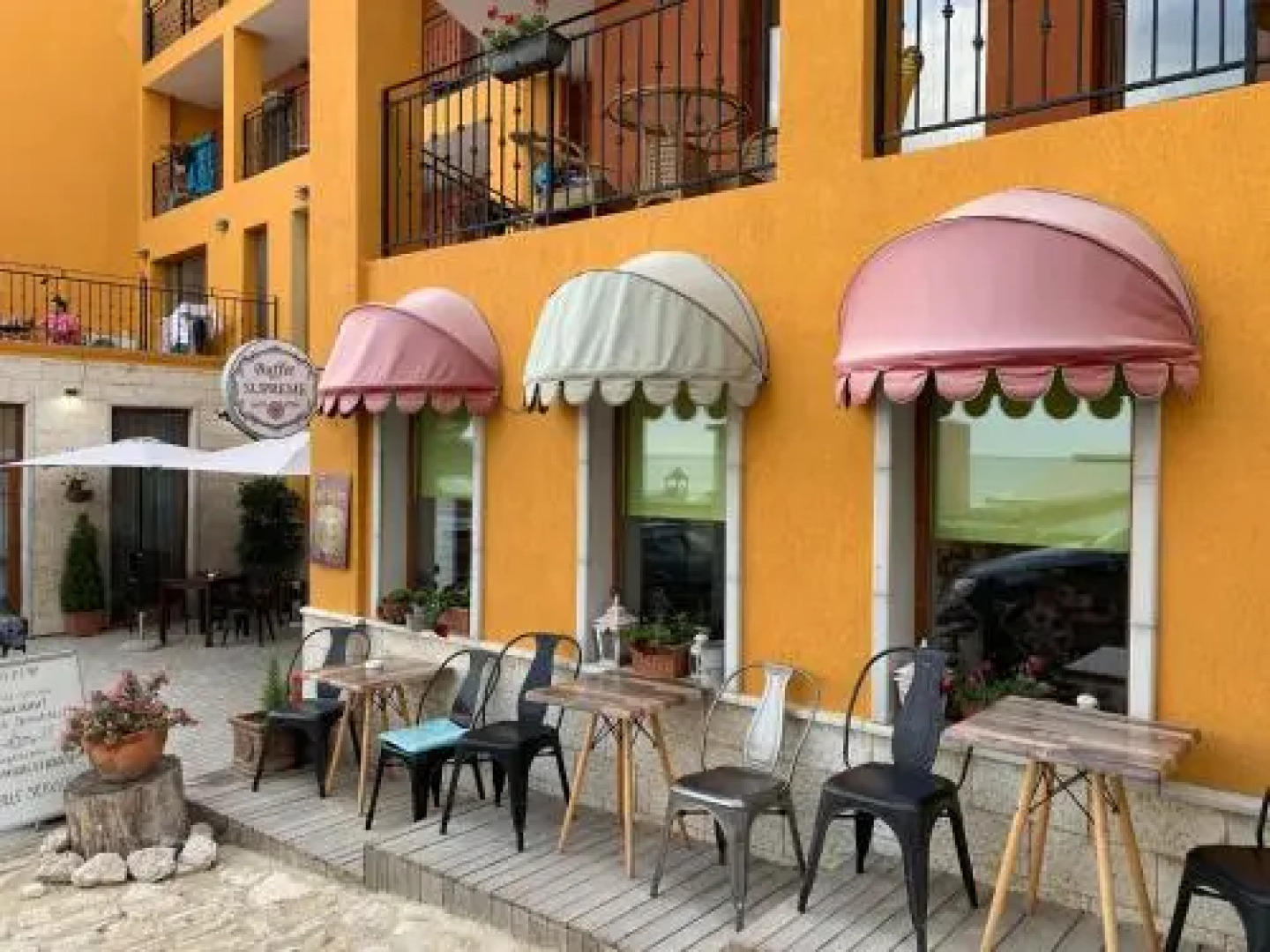 Supreme Beach Apartments