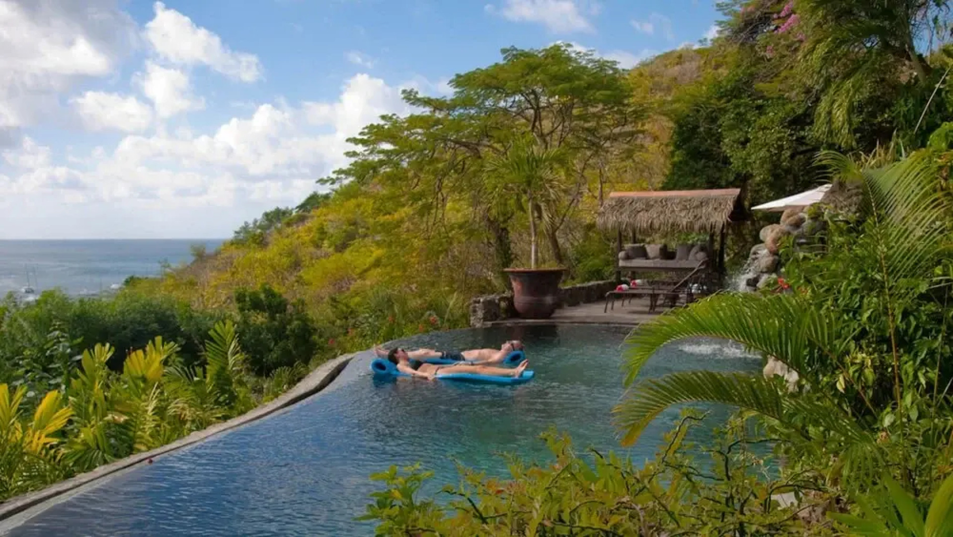 FireFly Hotel Mustique