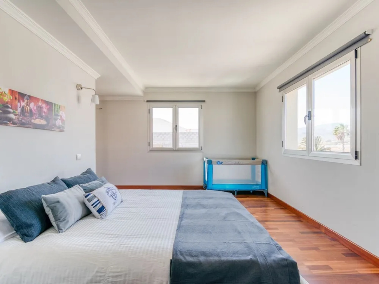 Spacious Apartment in Cruce de Arinaga With Terrace