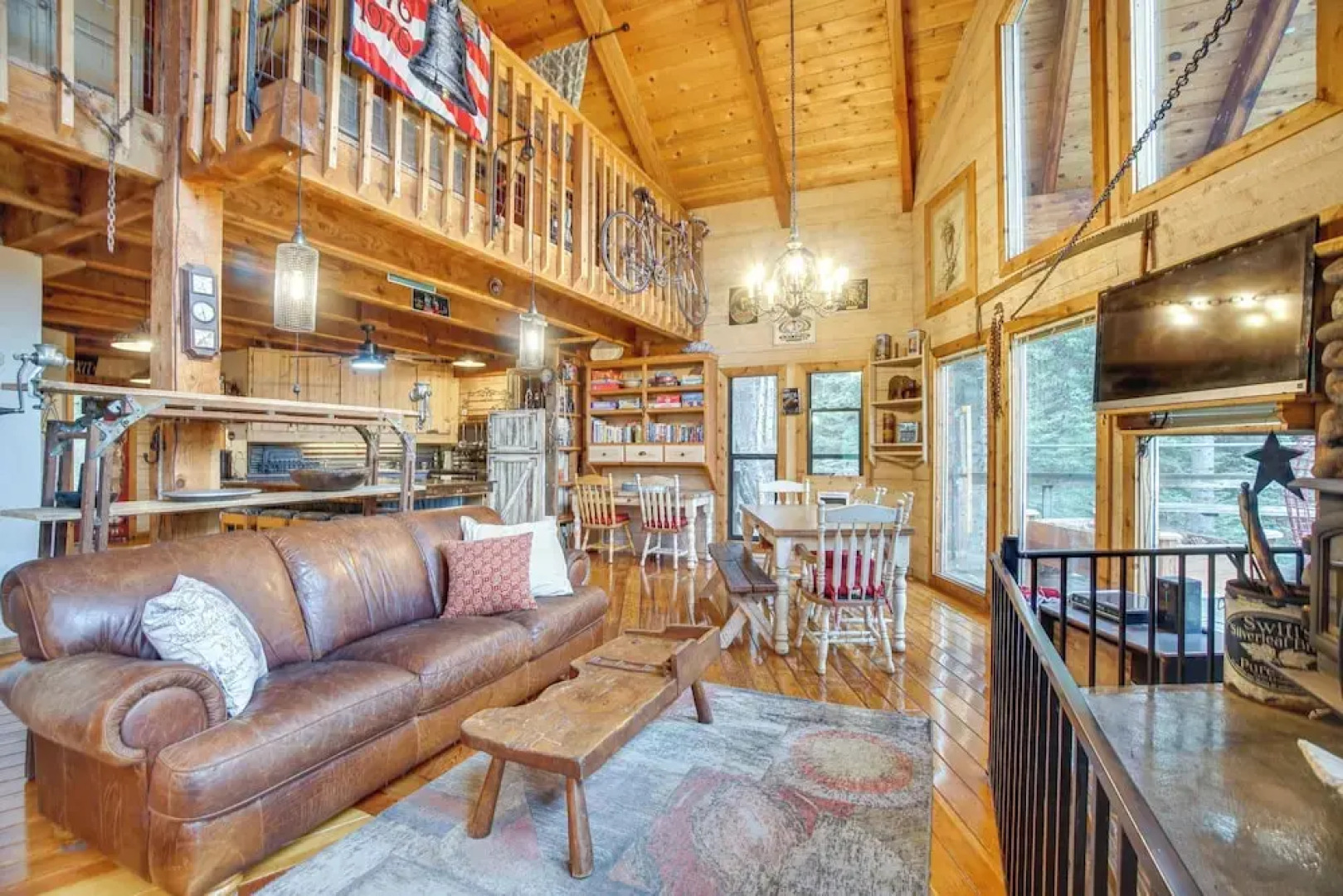 Tree-lined Mccall Cabin: Walk to Payette River!