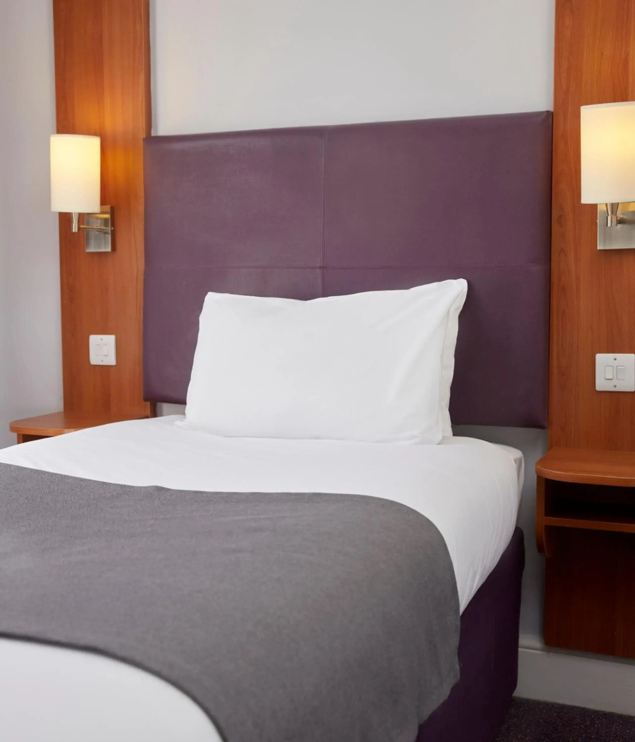 Premier Inn Basingstoke South
