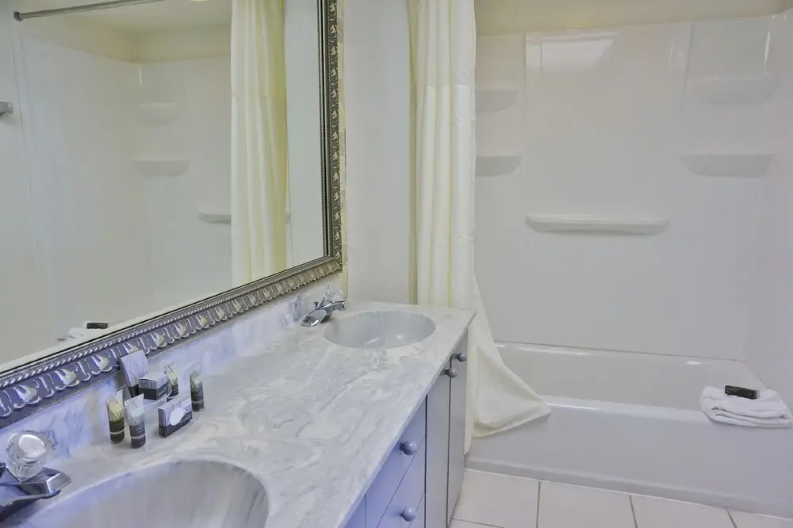 Palm Island 3 Bedroom Deluxe Villa by RedAwning