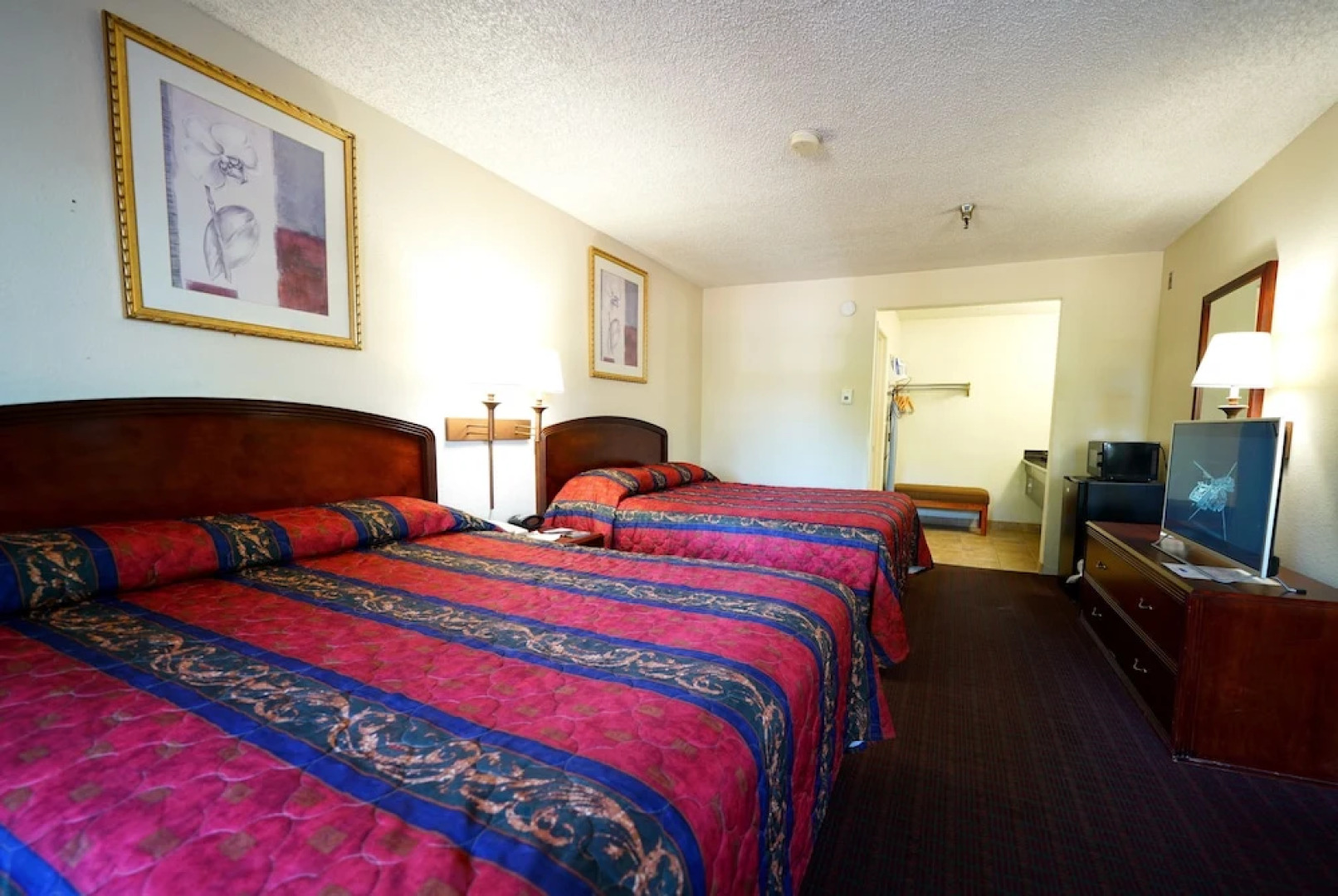 Ambassador Inn Fresno