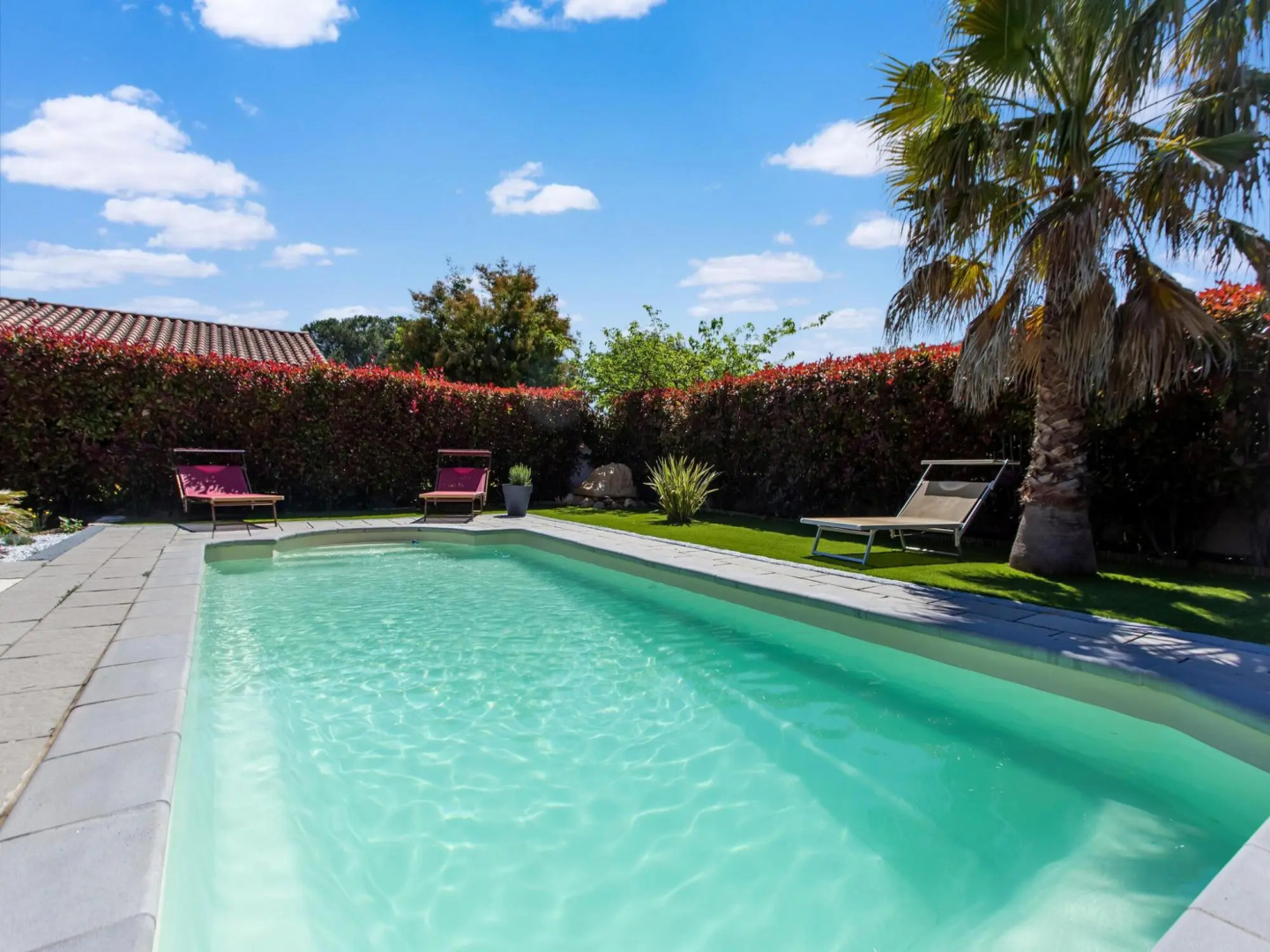 Nice holiday home in Provence-Alpes-Côte d'Azur with pool