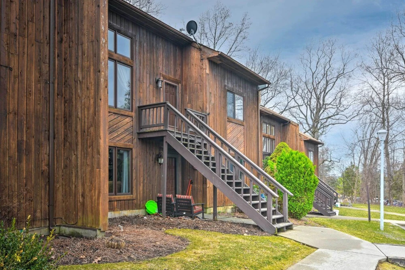Vernon Township Home w/ Deck on Golf Course