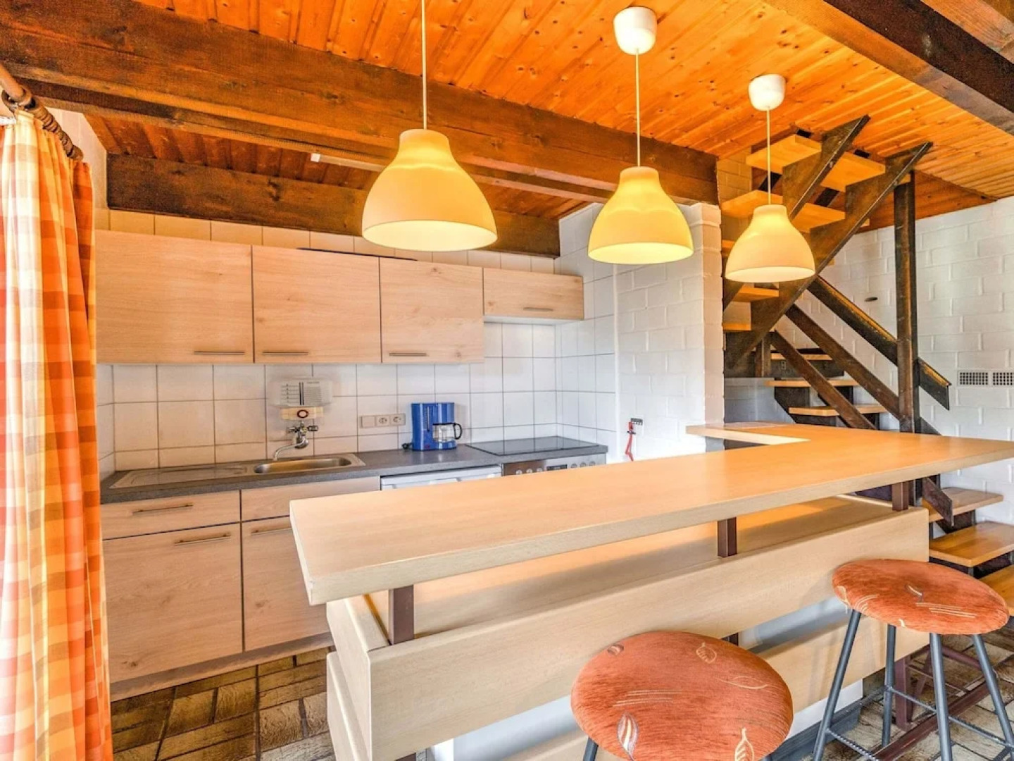 Spacious Apartment With Private Terrace