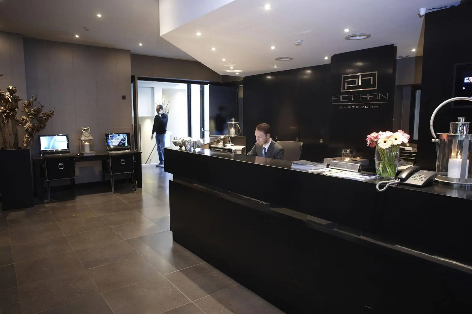 S&A Vondel Park Hotel