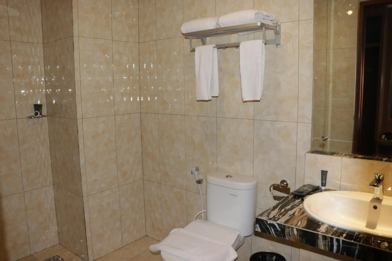 Horison Express Sentani