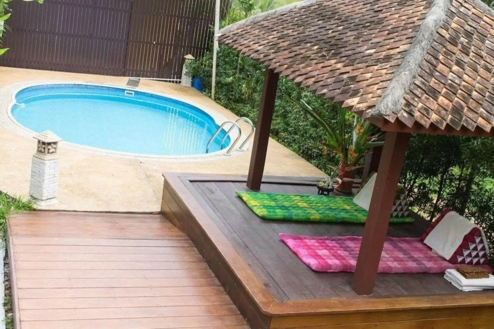 Nankanok Bungalow