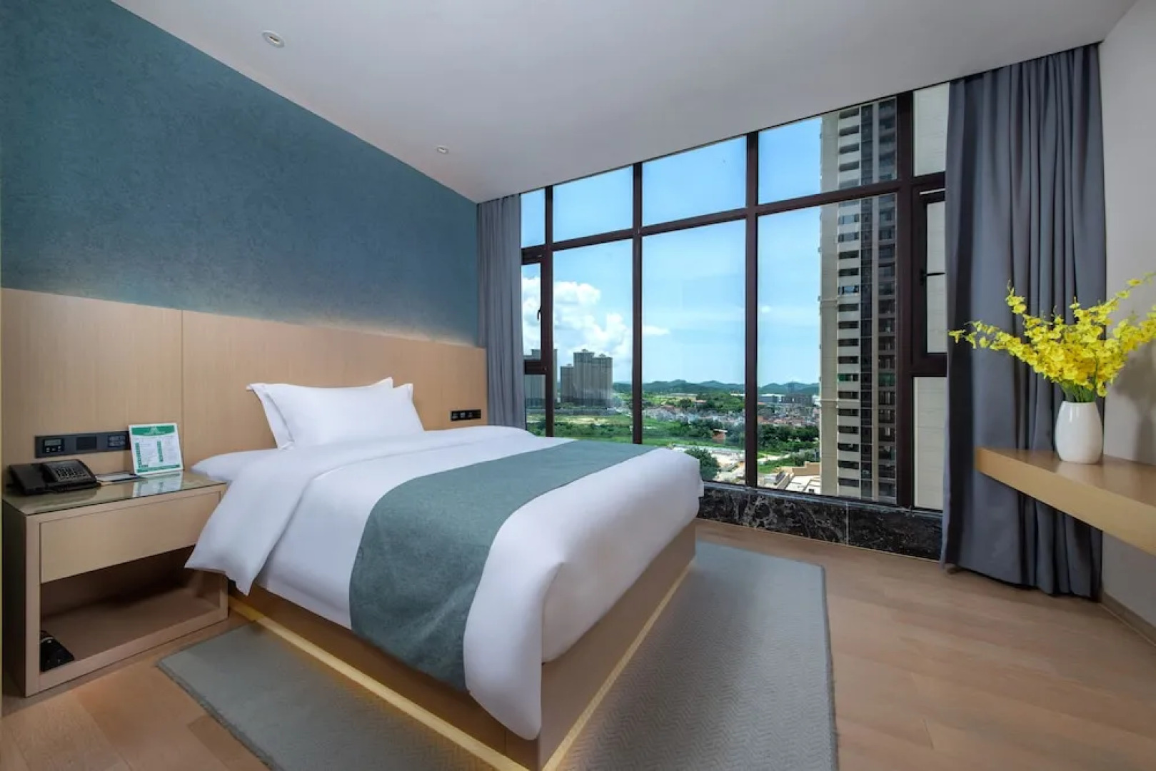Mandarin Smart Hotel