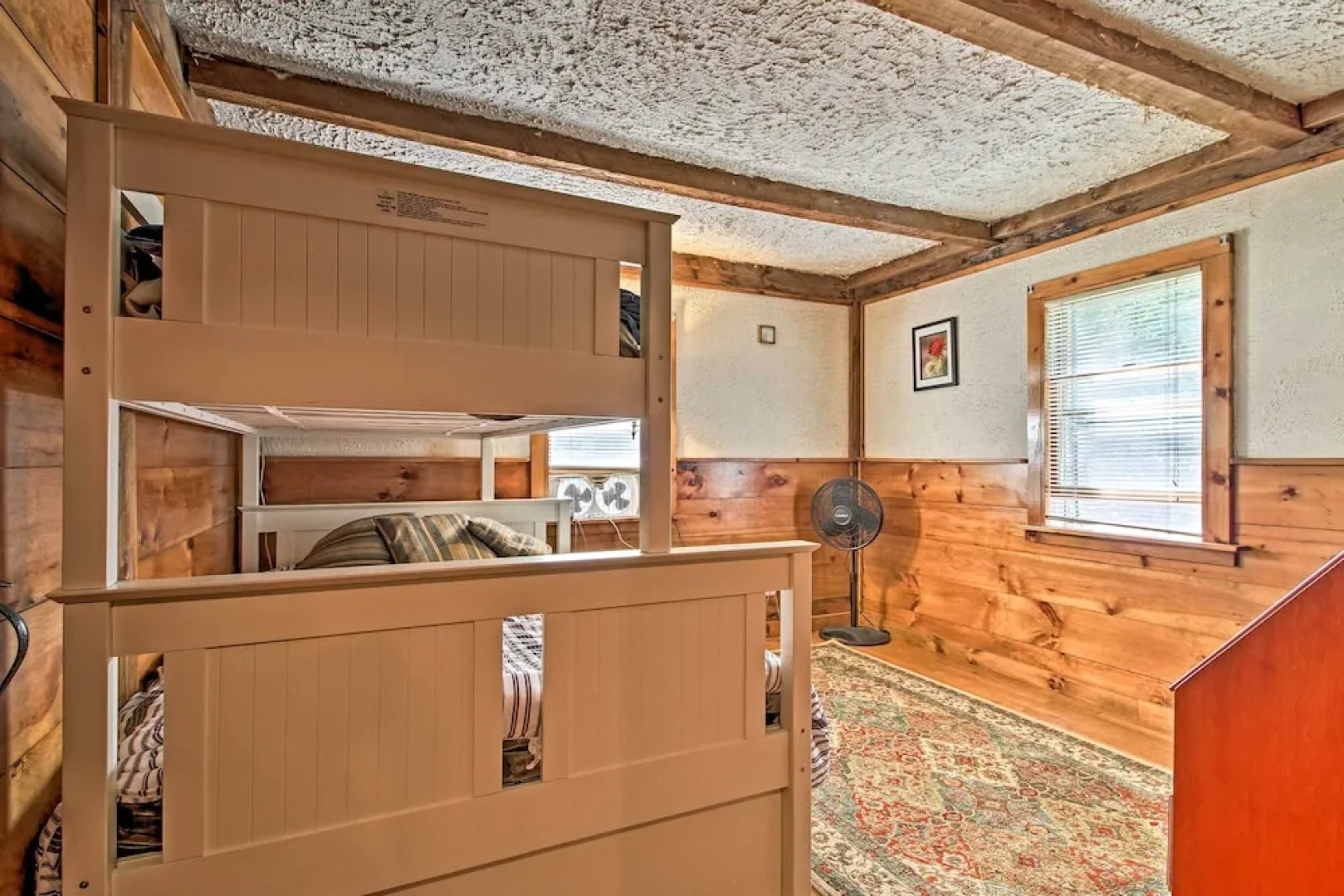 Rustic Bradford Cottage - 14 Miles to Sunapee Mtn!