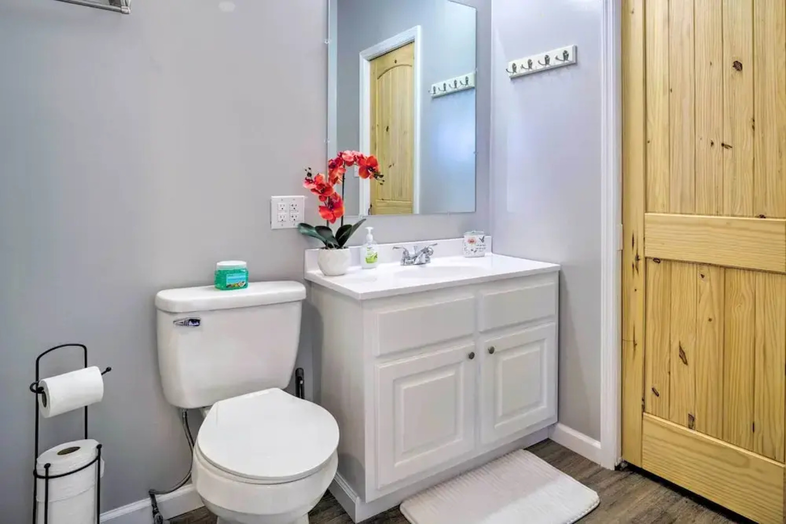 Cozy Corinth Escape ~ Half-mi to Shop & Dine!