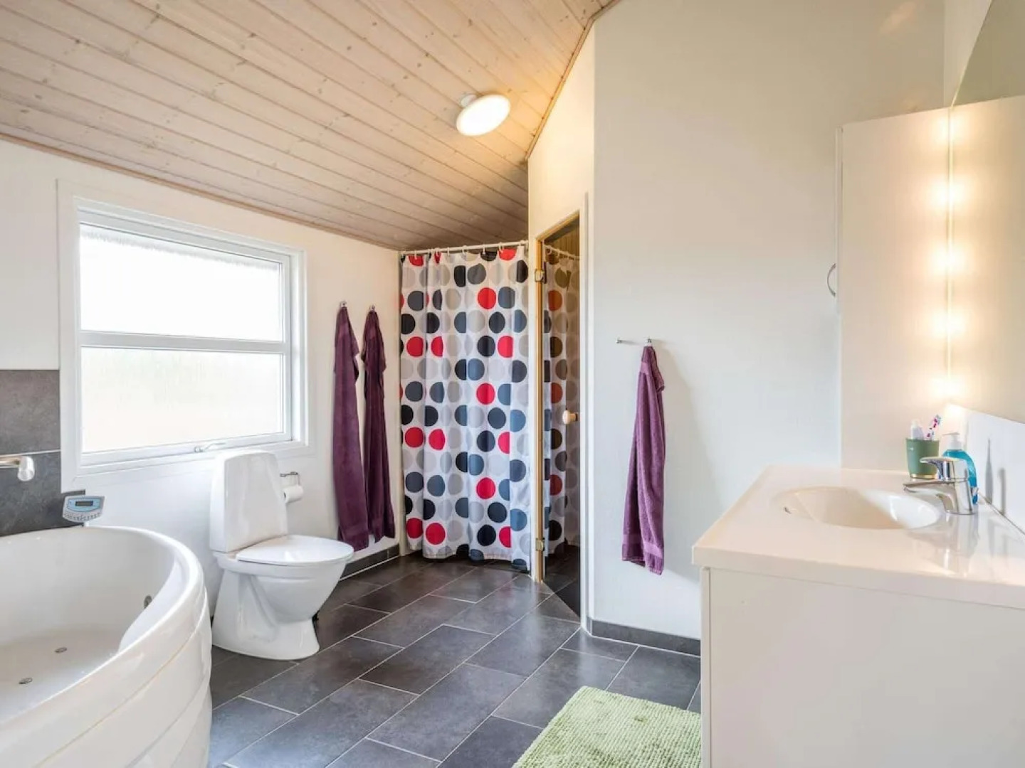 6 Person Holiday Home in Tarm