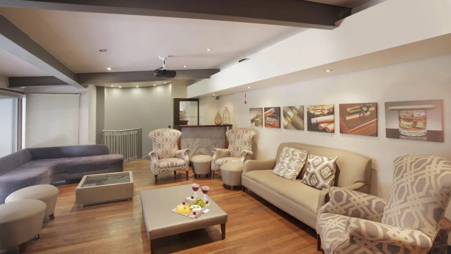 Seven Villa Hotel and Spa