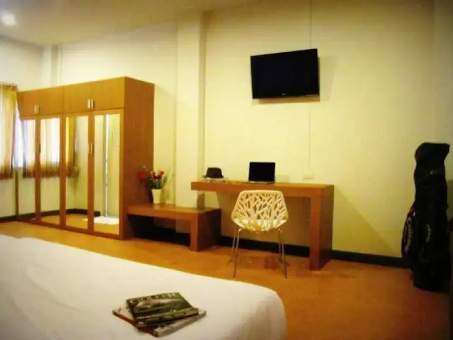 Palm Driving Range & Resort