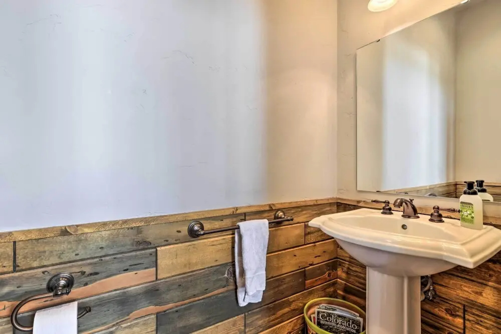 1 Mi to Lake Granby: Home w/ Mtn Views & Gas Grill