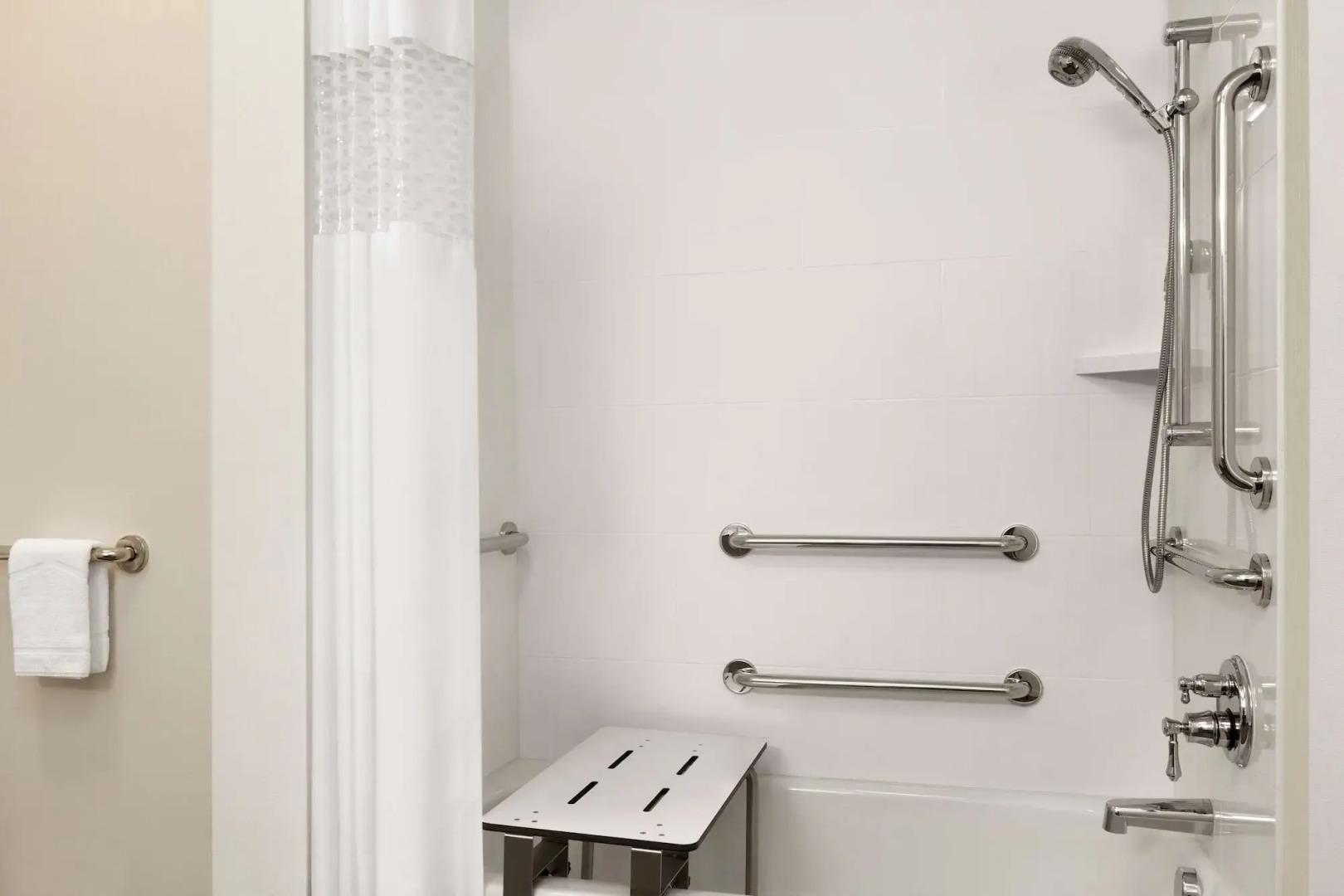 Hampton Inn & Suites Seattle/Renton