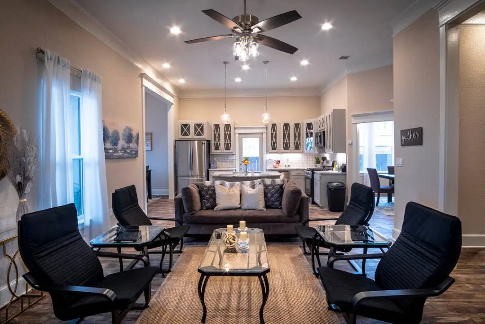 BRAND NEW Luxury Impressive House Near Downtown!