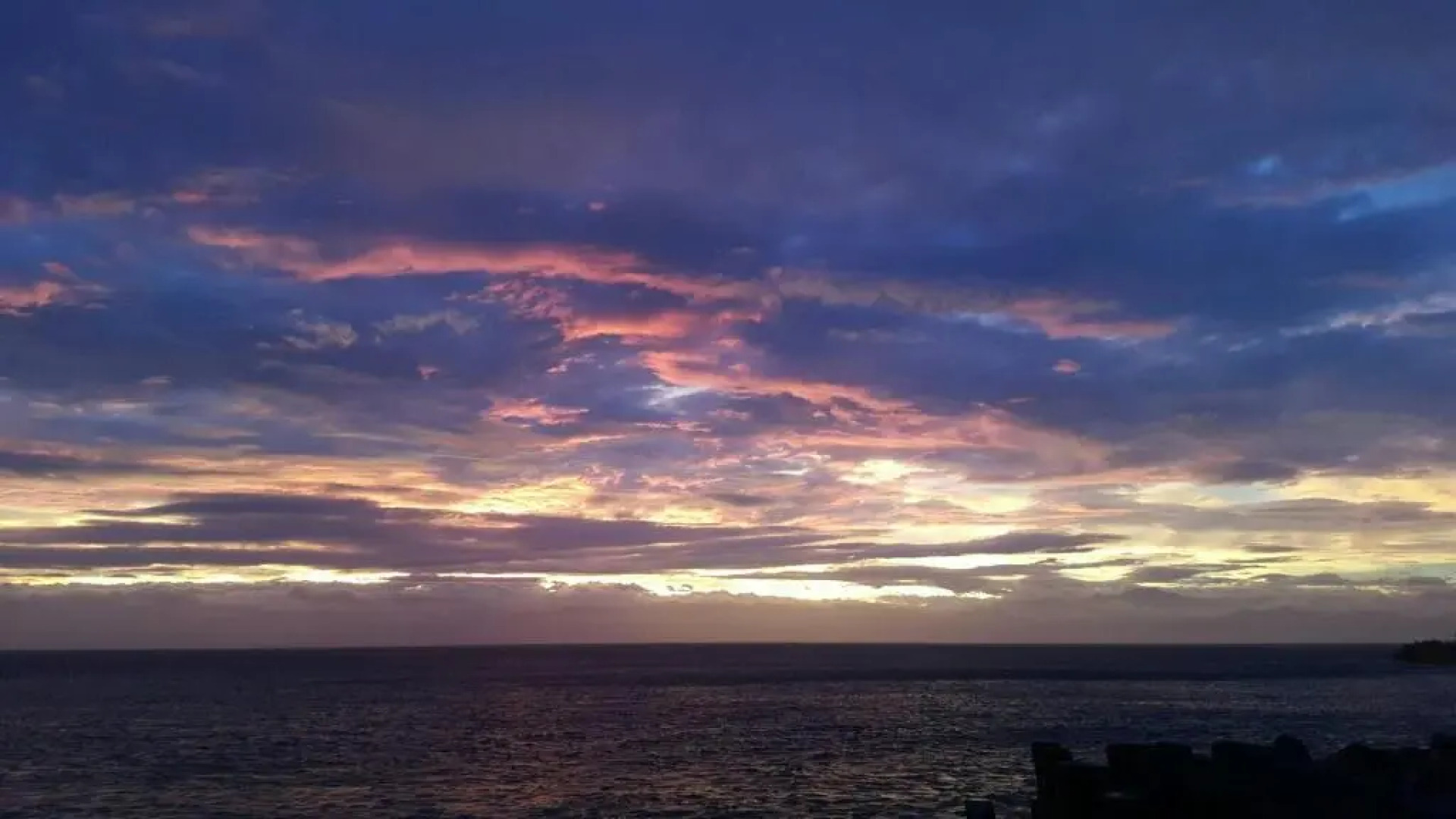 Green Island Dolphin House