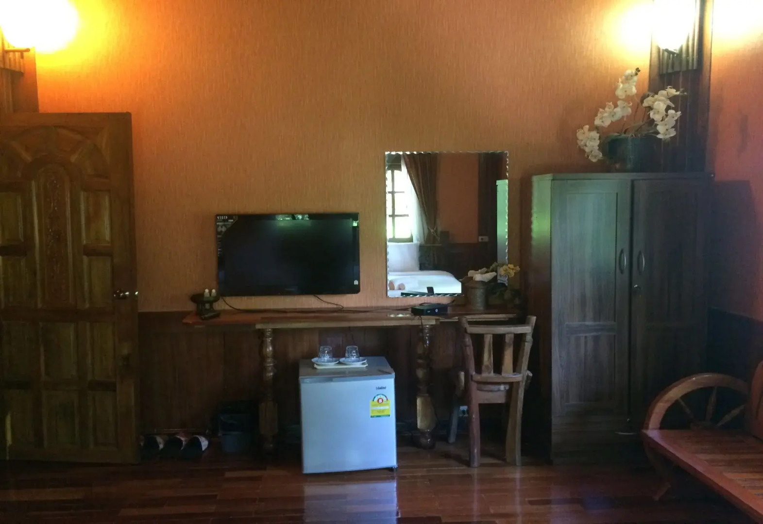 Himawari Restaurant & Cottage