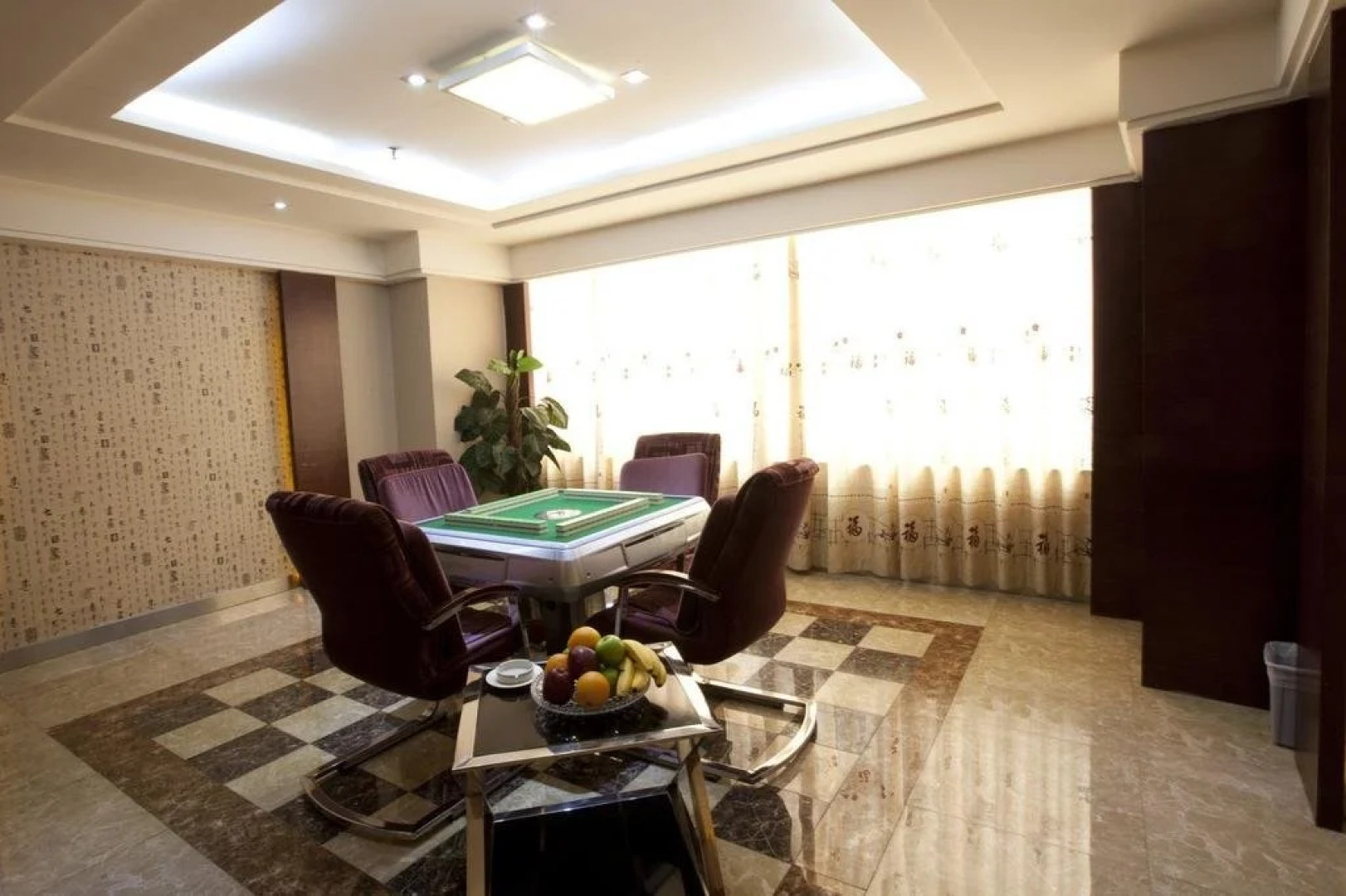 Shuanglong Plaza Hotel