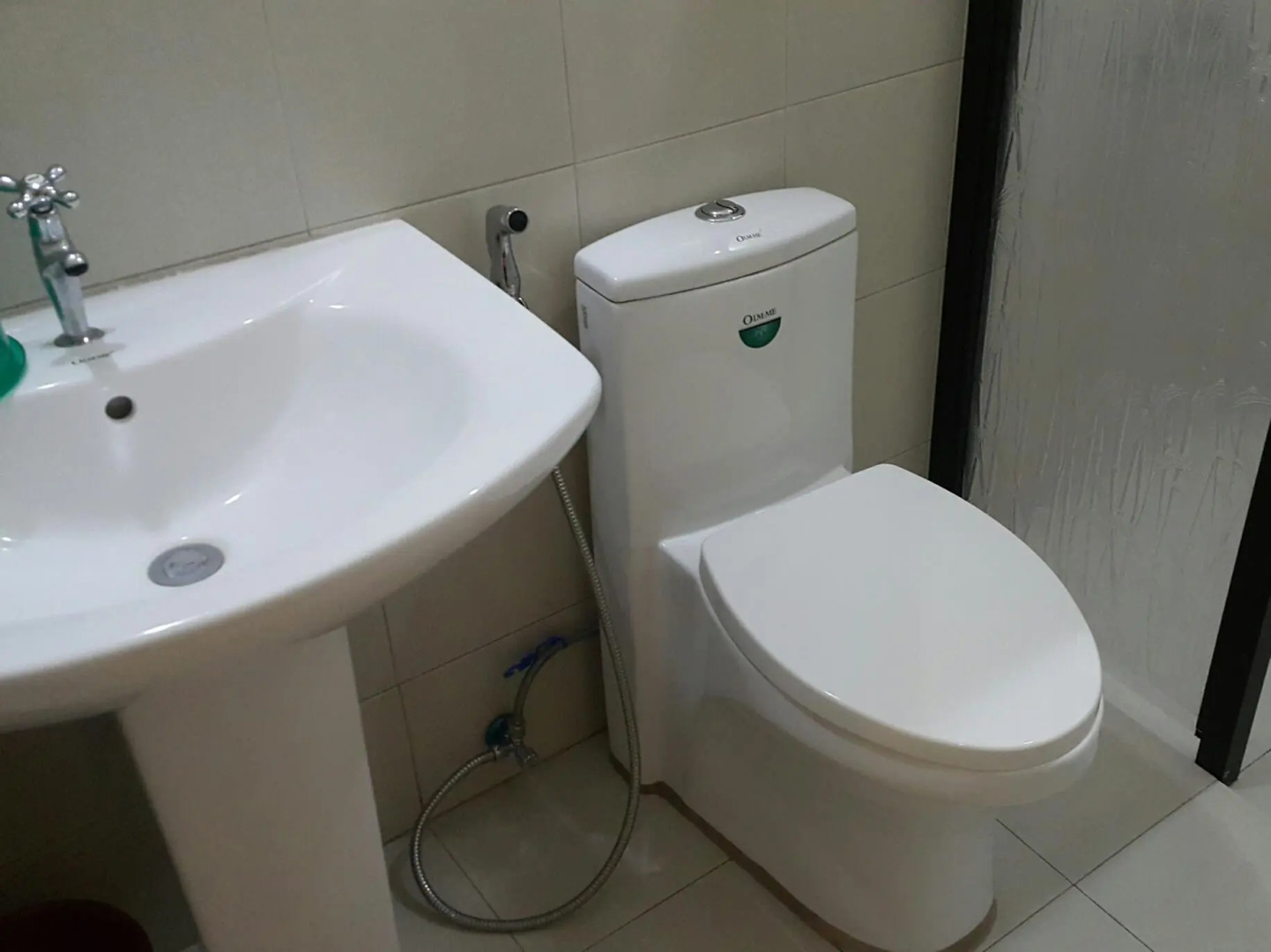 Asiatel Hotel, Sta. Rosa, Laguna