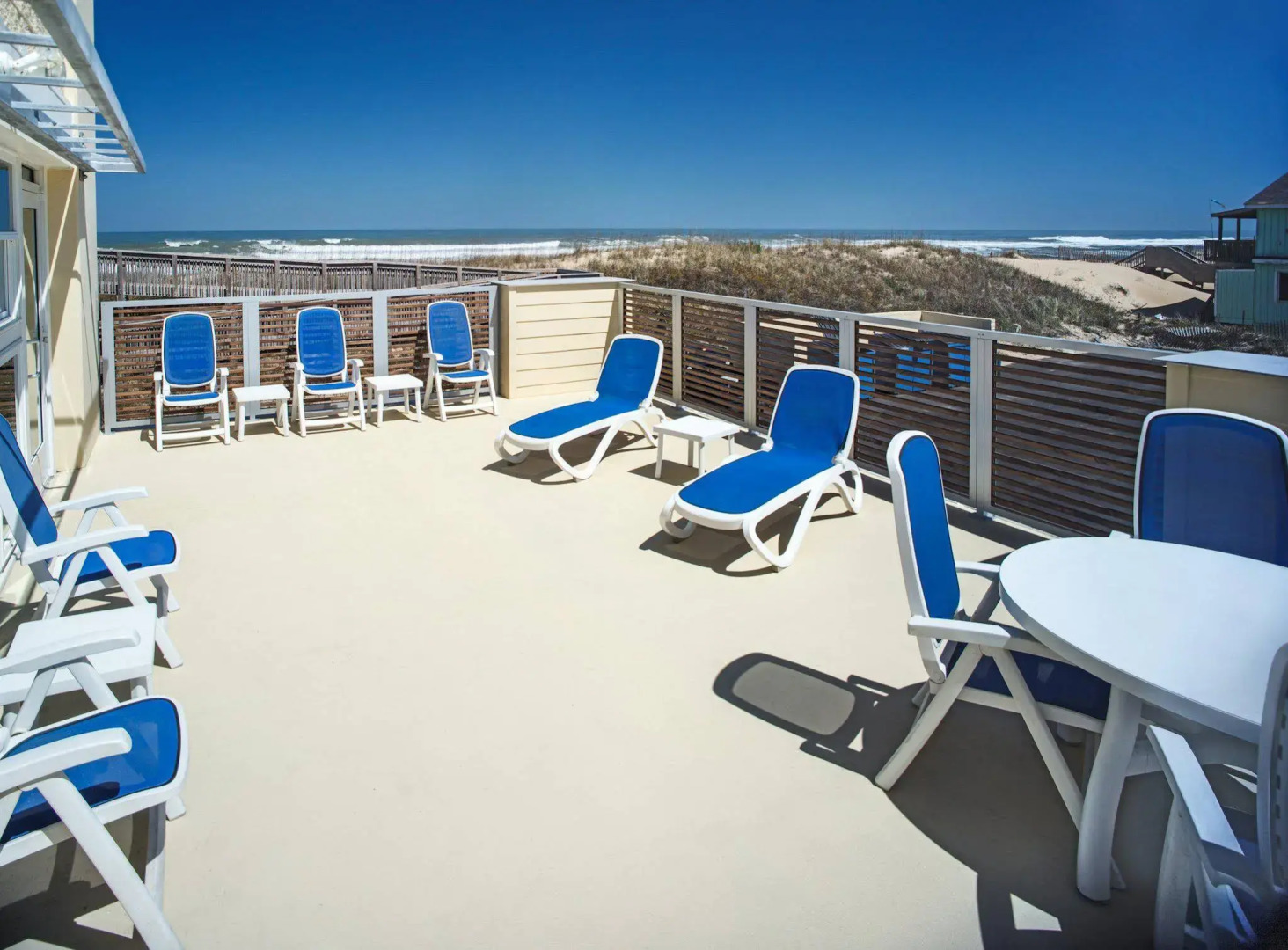 Holiday Inn Express Nags Head Oceanfront by IHG