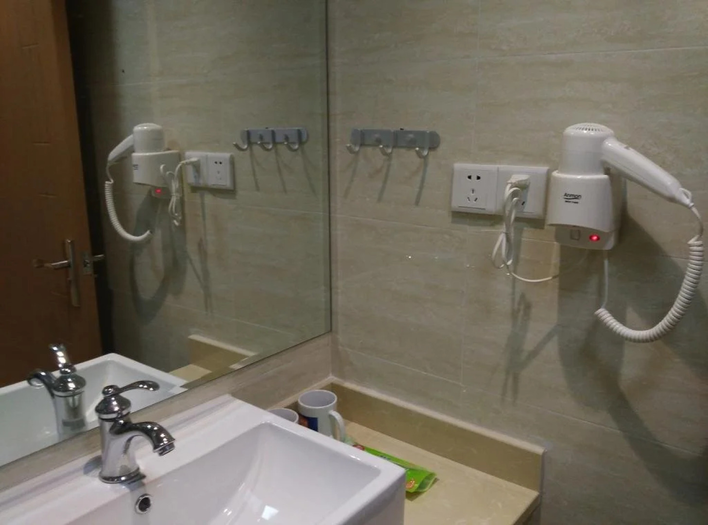 Junyi Hotel Jiangsu Suzhou Gusu District Guanqian Street Zhuozheng Garden