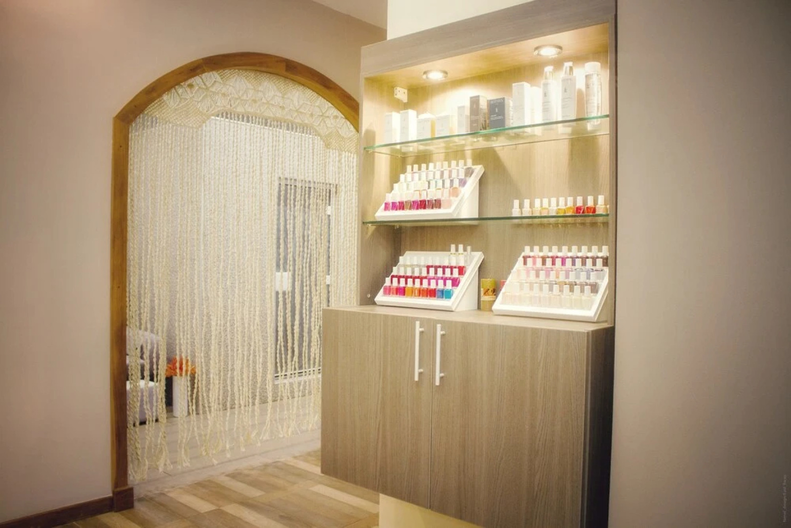 The Streamliner Hotel Apartment