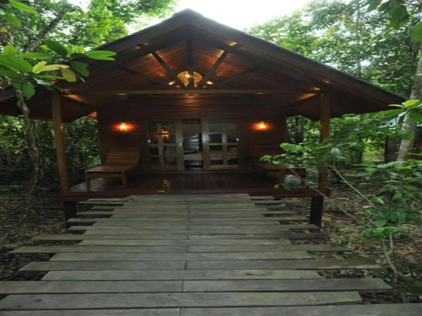 Borneo Natural Sukau Bilit Resort