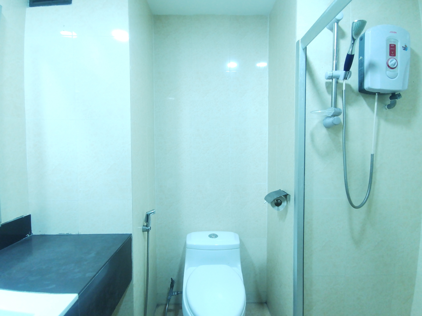 OYO 89619 De Choice Hotel