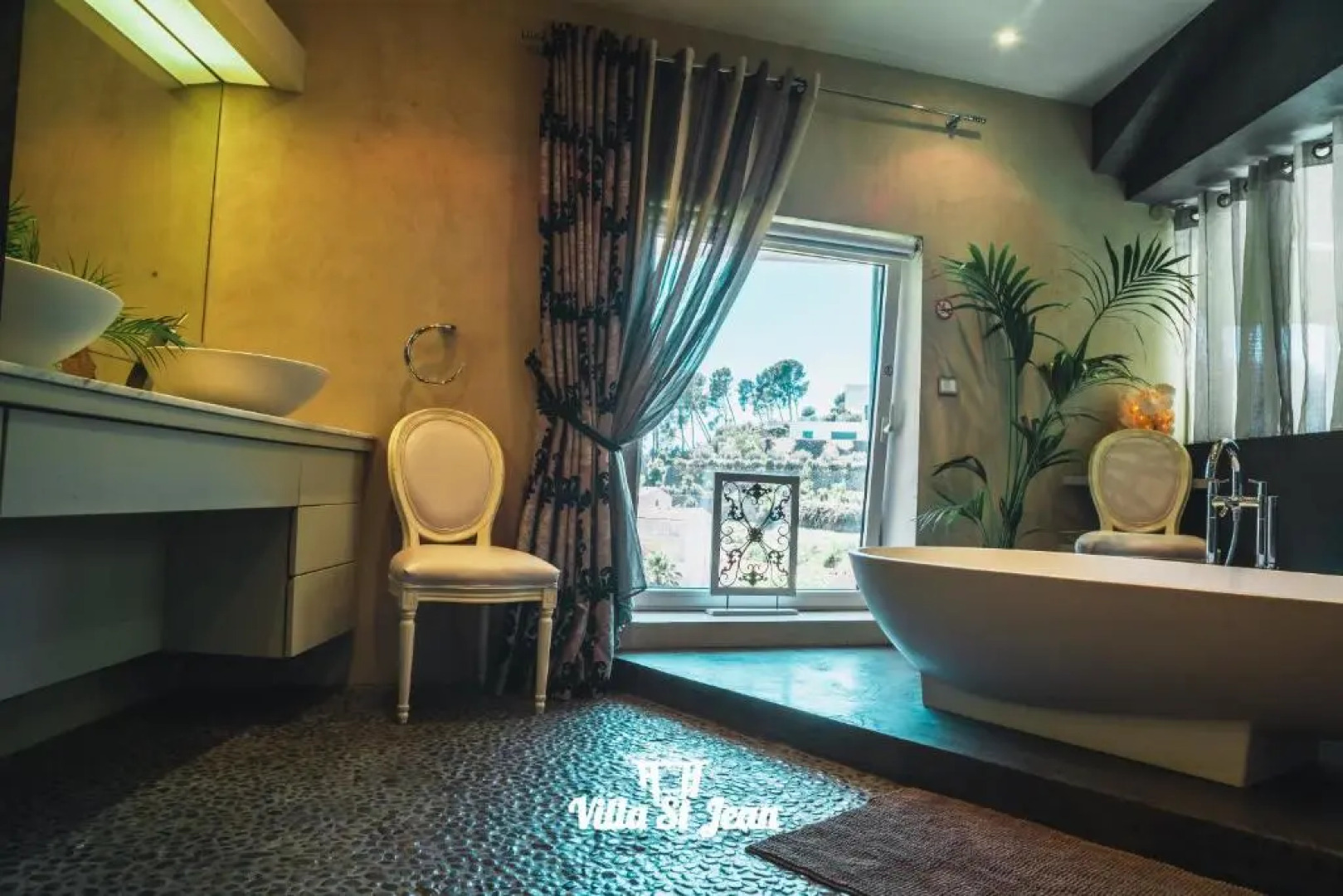 Villa St Jean SUITE Romantique