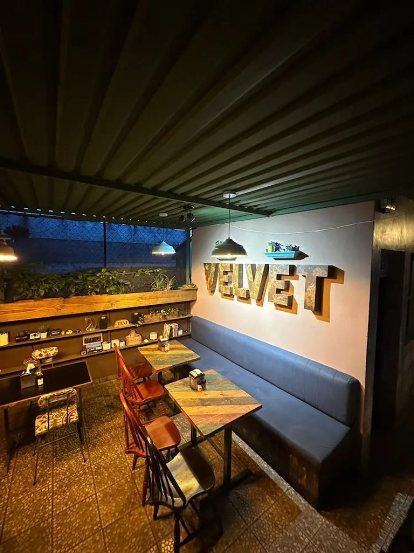 Hostal Velvet