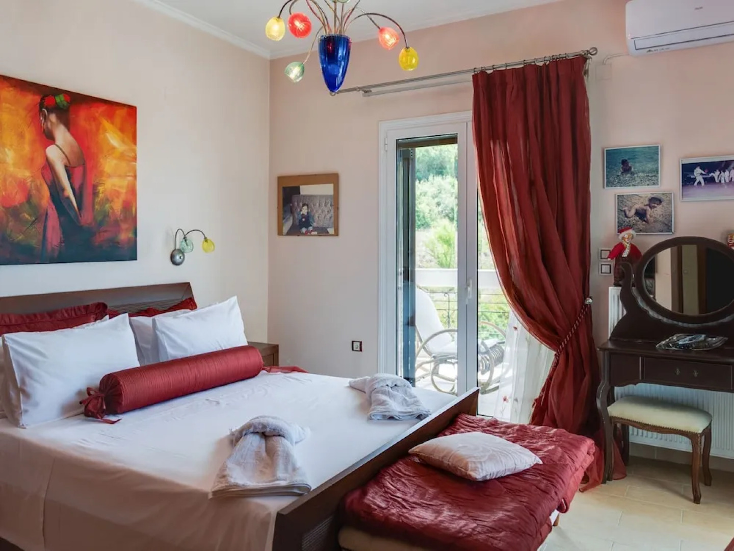 Swanky Holiday Home in Gourgovli With Private Swimming Pool