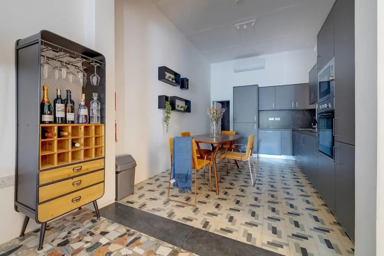 Contemporary Apartment Close to Valletta