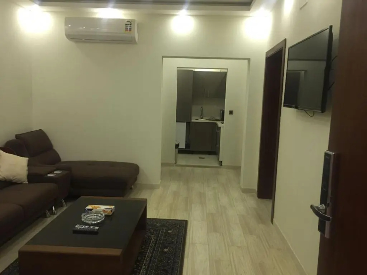 Nourth House Aparthotel