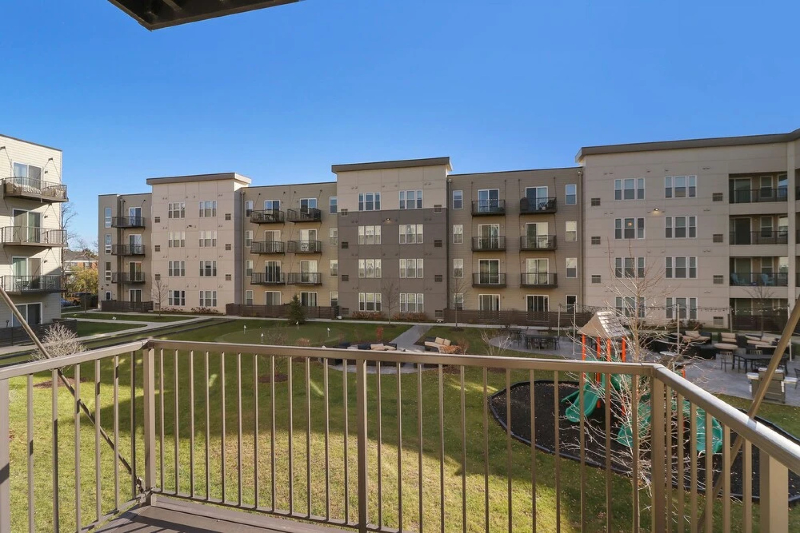 Luxurious 1BR Apt in Oakbrook