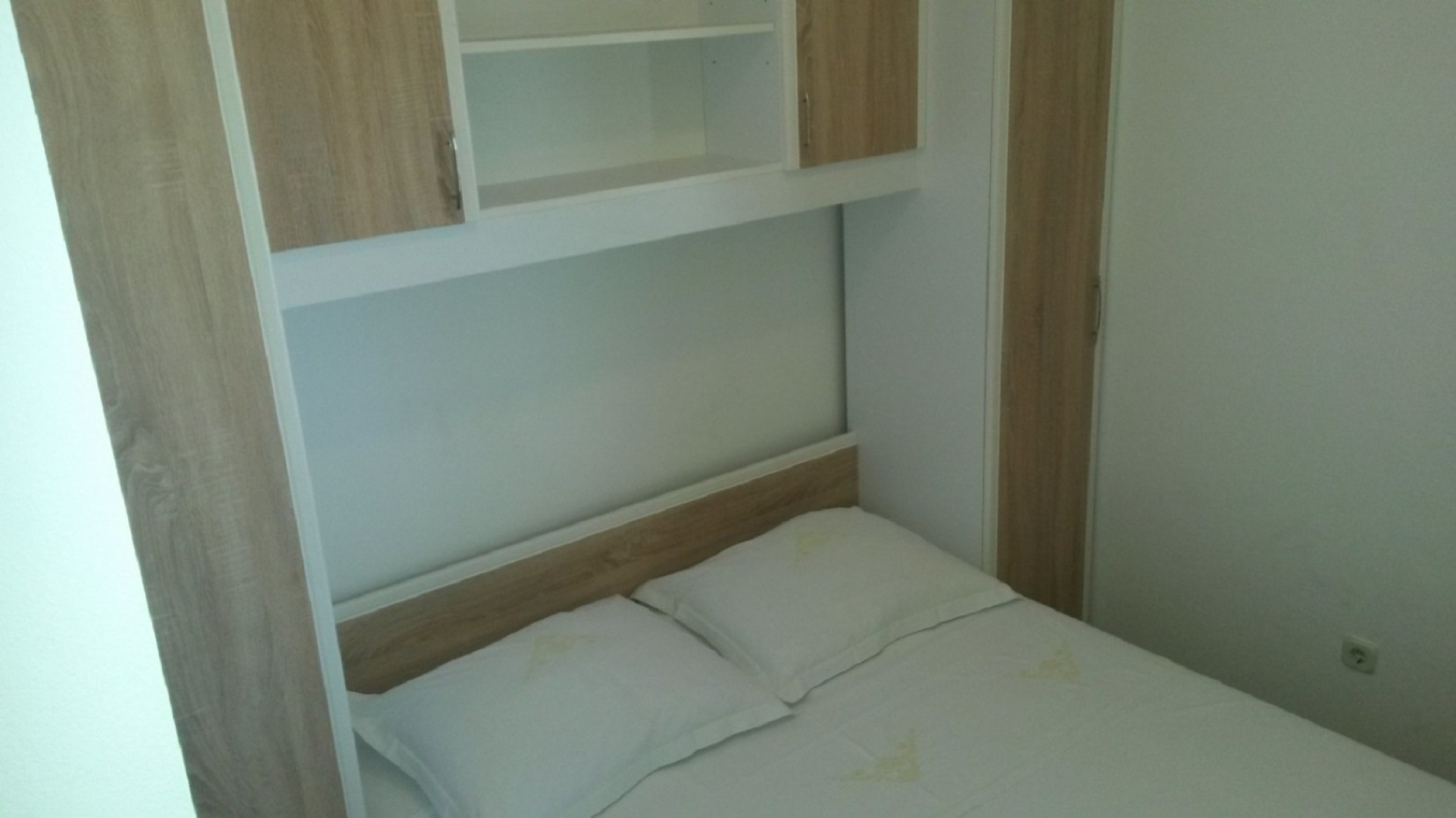 Apartment Mari - free parking: A2 Bol, Island Brac