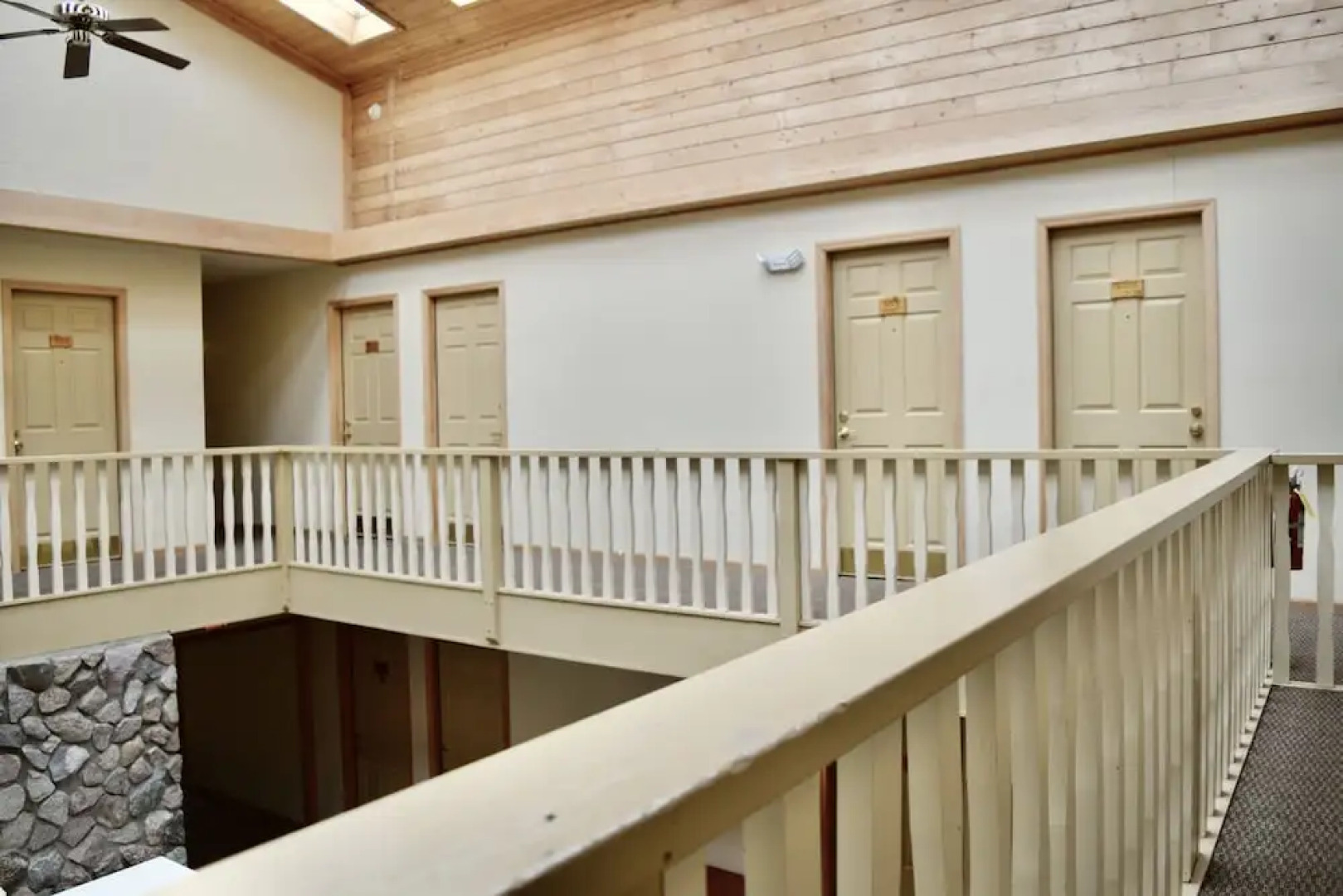 The Otter Supper Club & Lodge