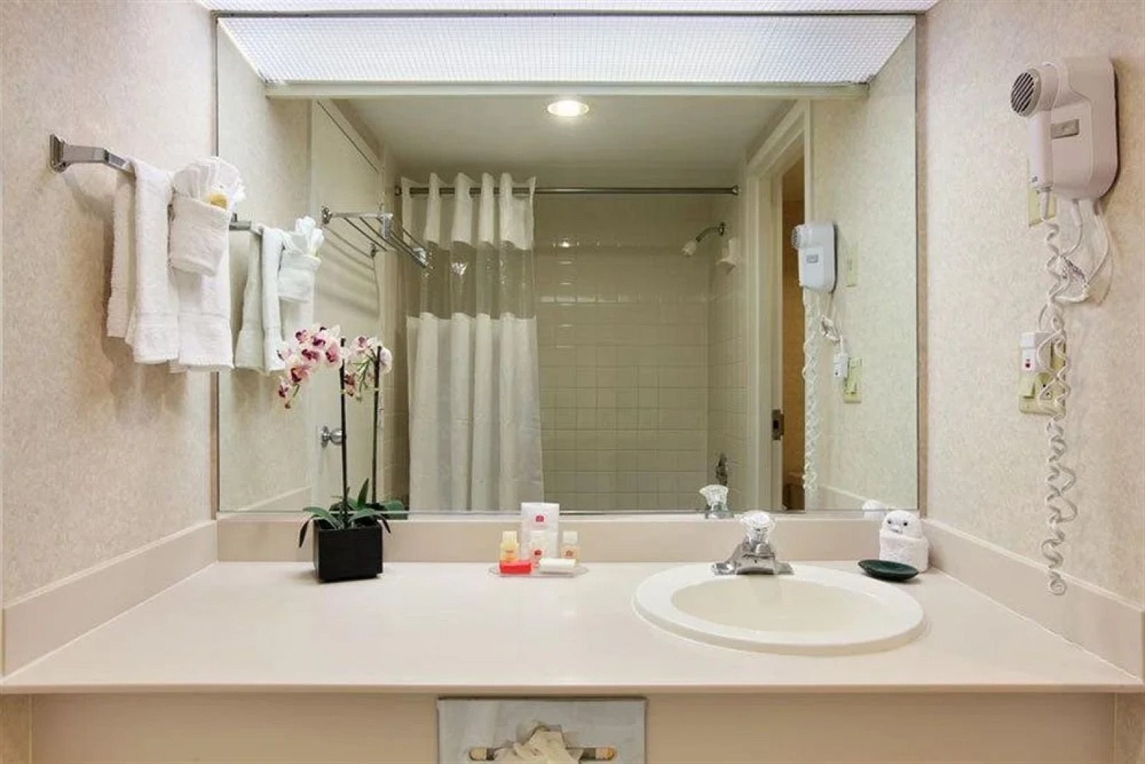 Orlando Sun Resort & Convention Center