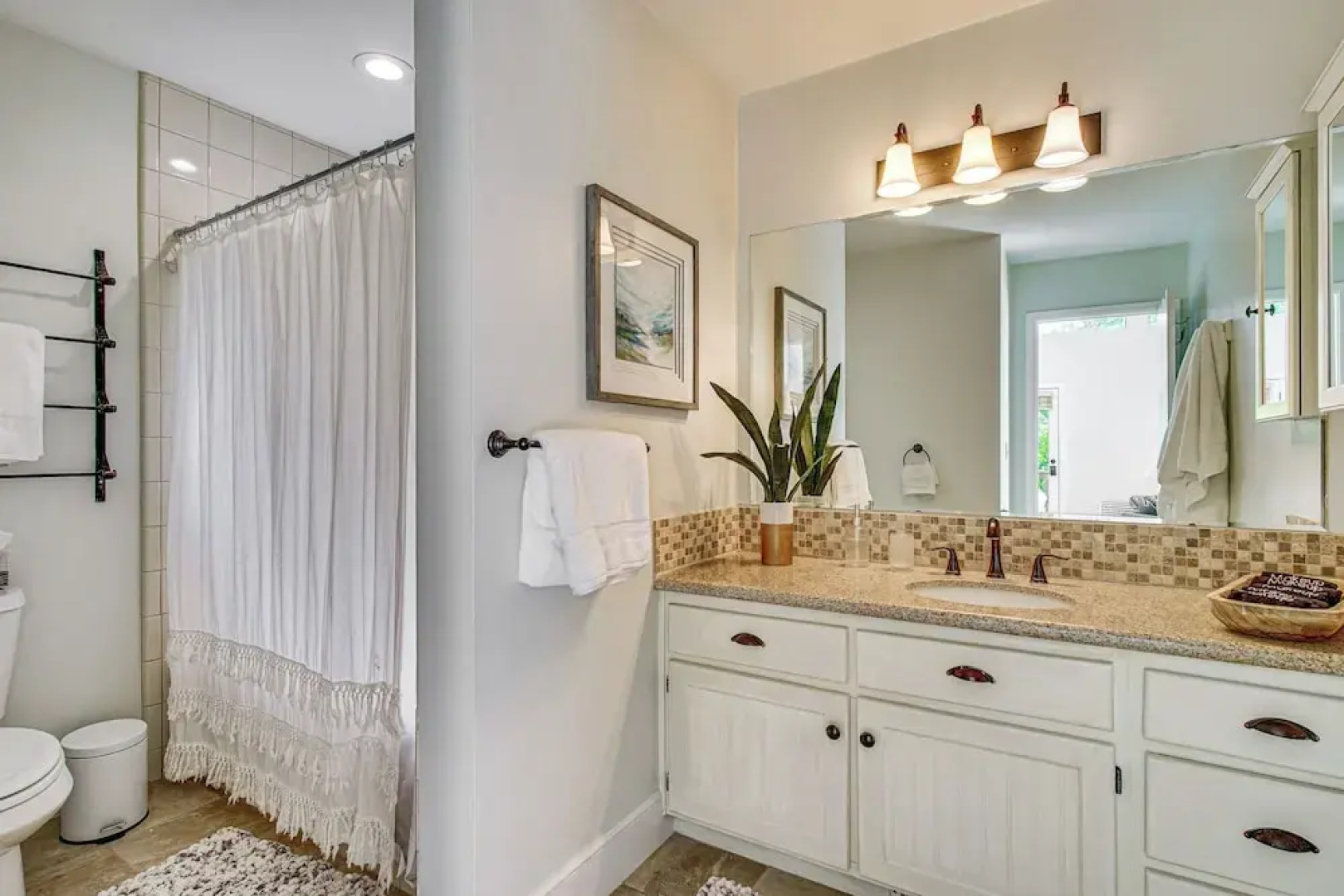 Hot Tub & Mtn Views: Charming Utah Canyon Retreat