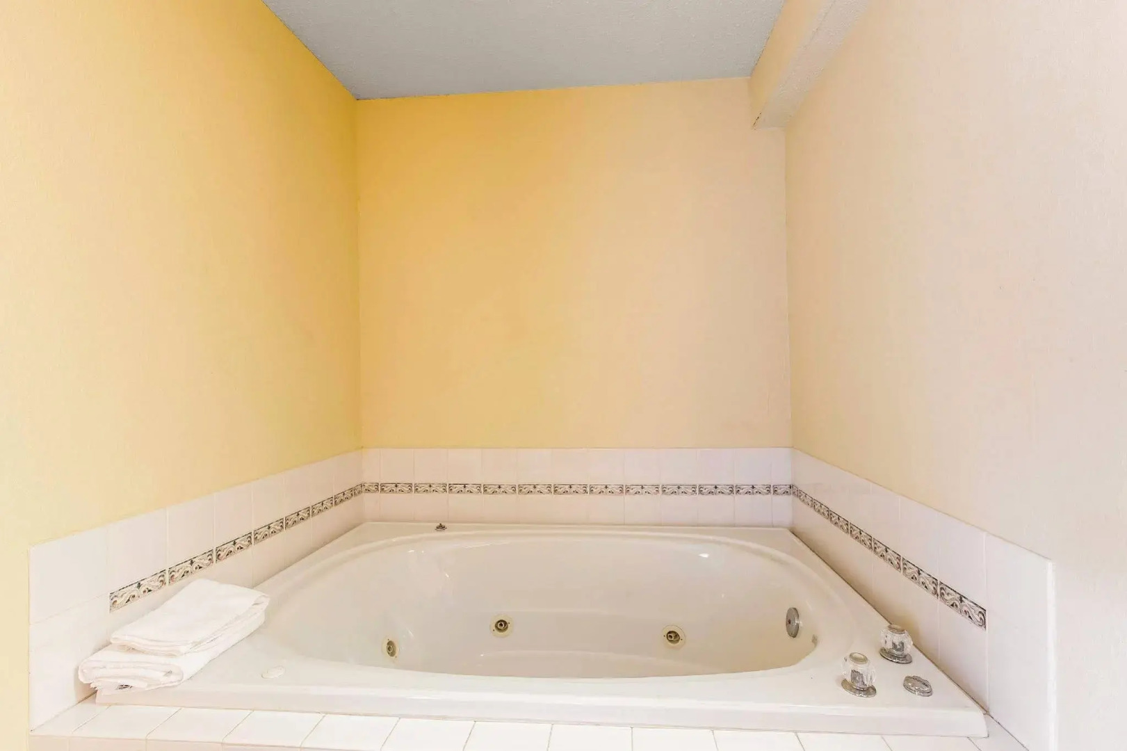 Quality Inn Cherokee Riverside