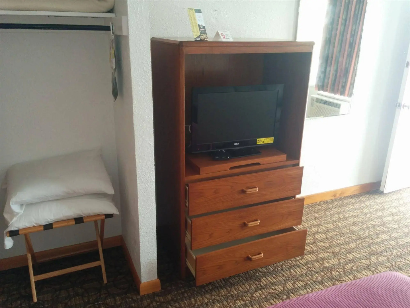 Pink Champagne Motel