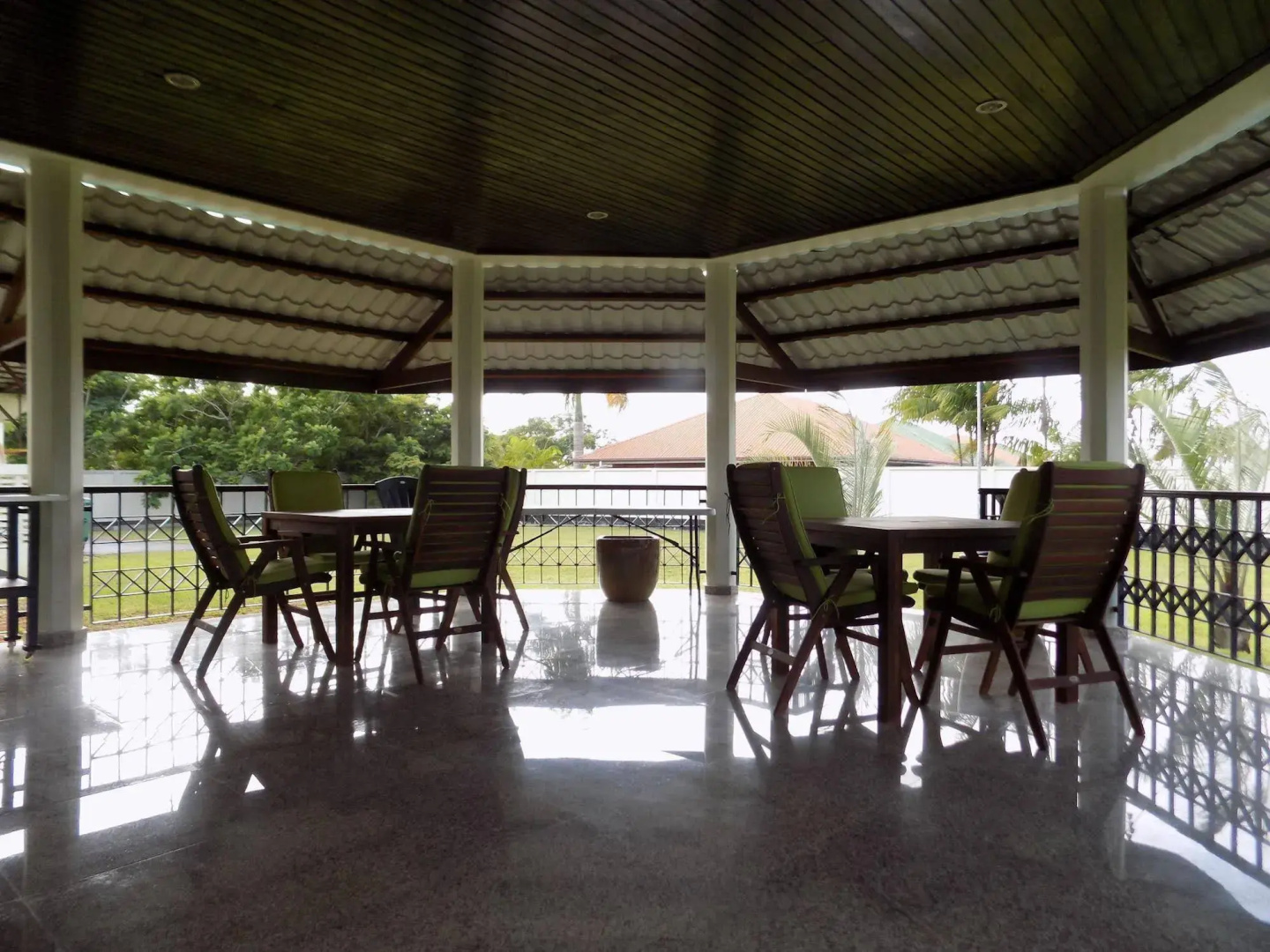 The Mansion Suites