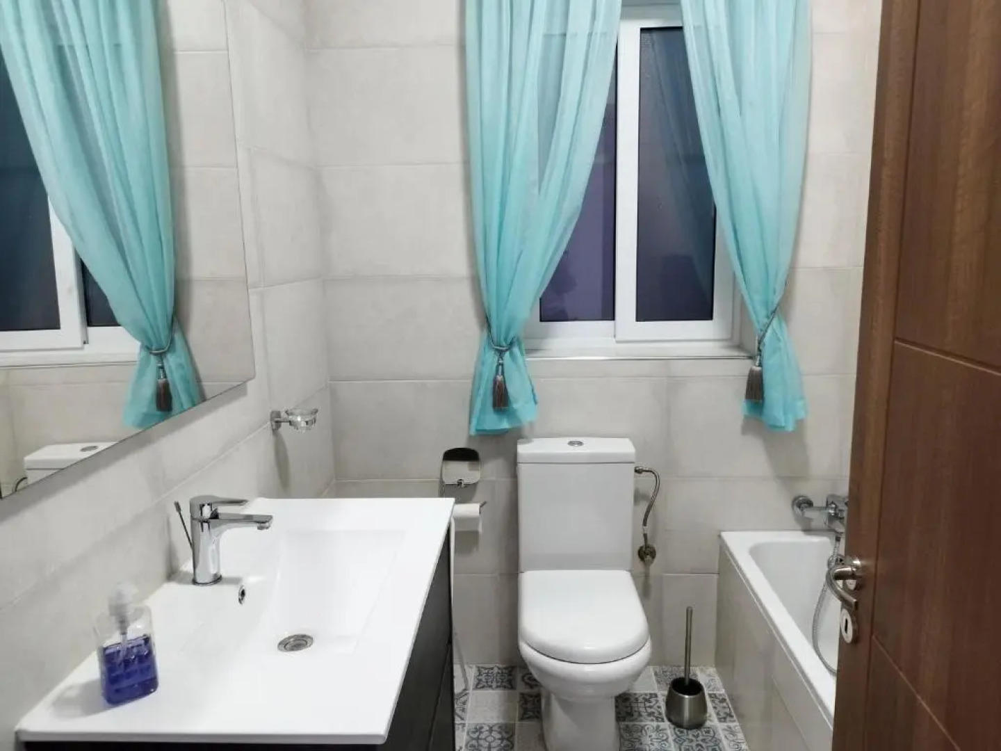 Stylish apartment in ideal location