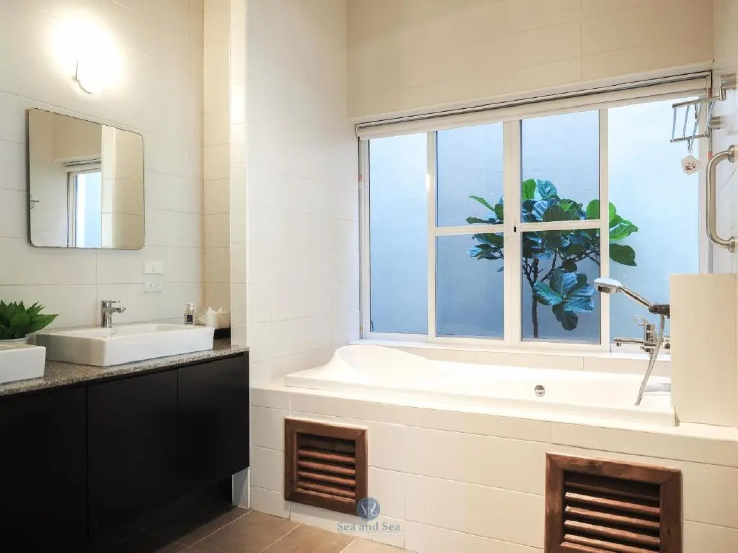 Sea & Sea Villa Resort Sangaroon