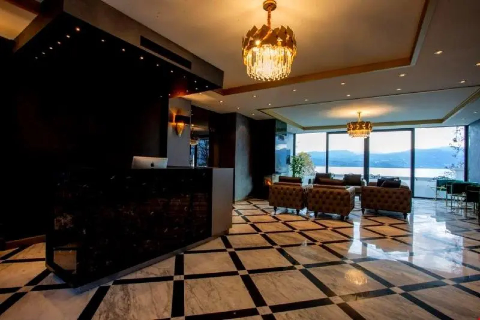 Del Lago Luxury Hotel By Saracoglu