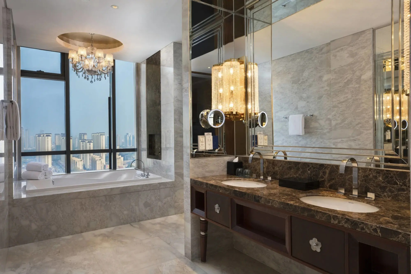 Sheraton Wuxi Binhu Hotel