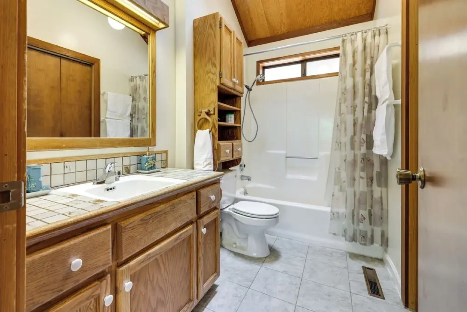 Deck & Gas Grill: Secluded Arnold Cabin Rental!